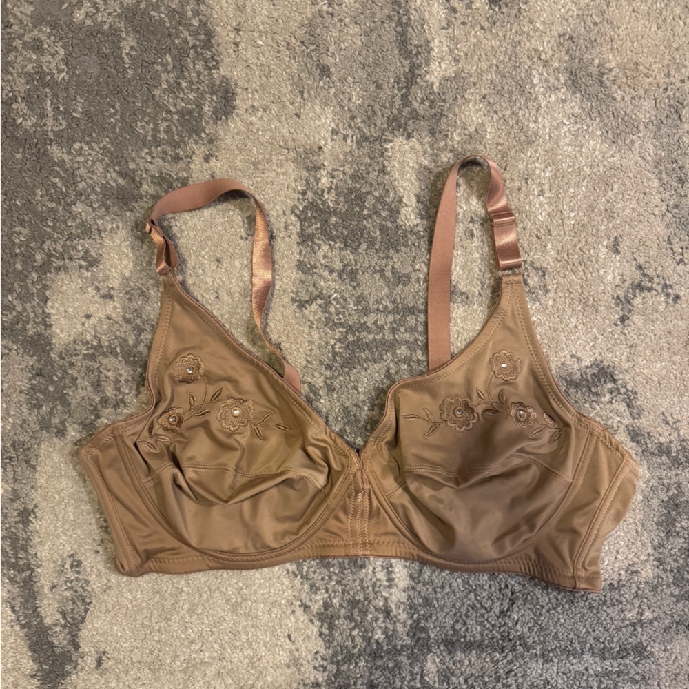 Delta Burke Tan Bra with Embroidery